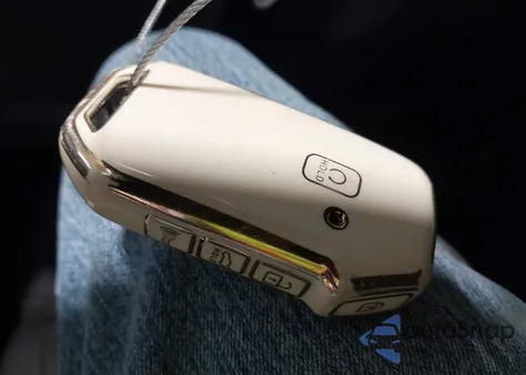 2023 Kia Sportage Hybrid Ex из США, поврежденный, VIN KNDPVCAG0P7082178